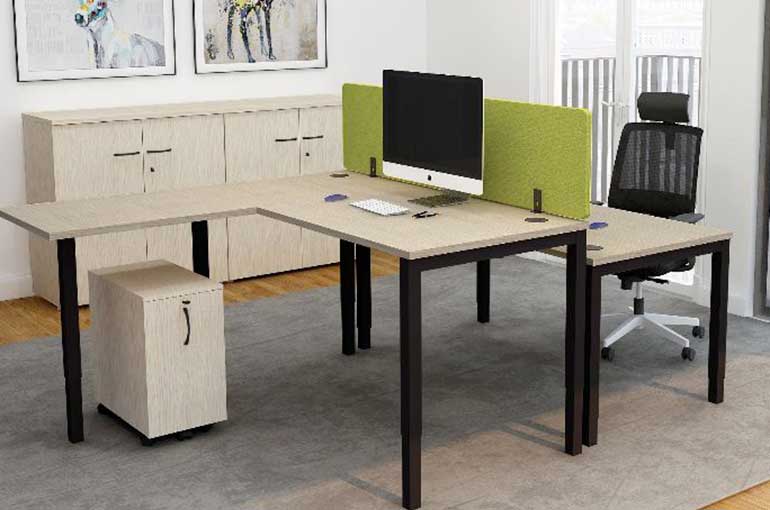 bureau avec double moteur