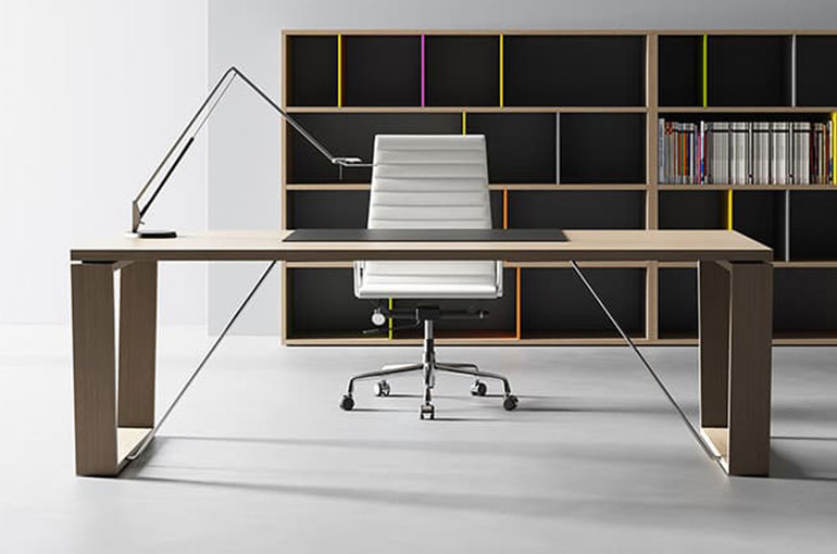 bureau de direction tout bois