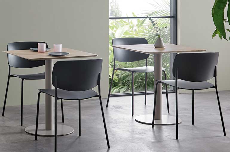 petite table restaurant entreprise