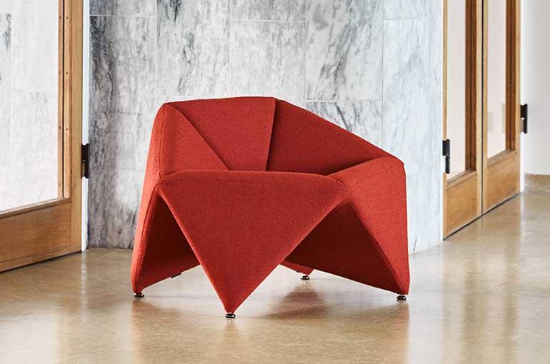 fauteuil visiteurs confortable