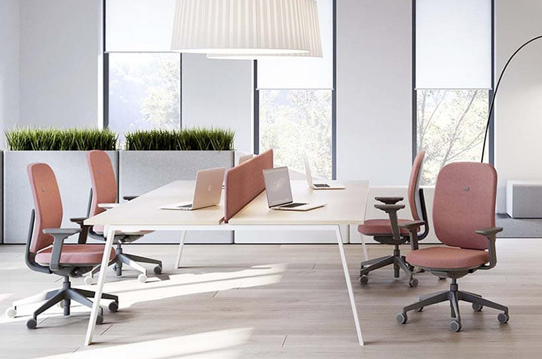 ensemble bureau et siege ergonomiques pour espace working