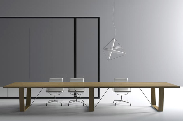 table de réunion en bois massif