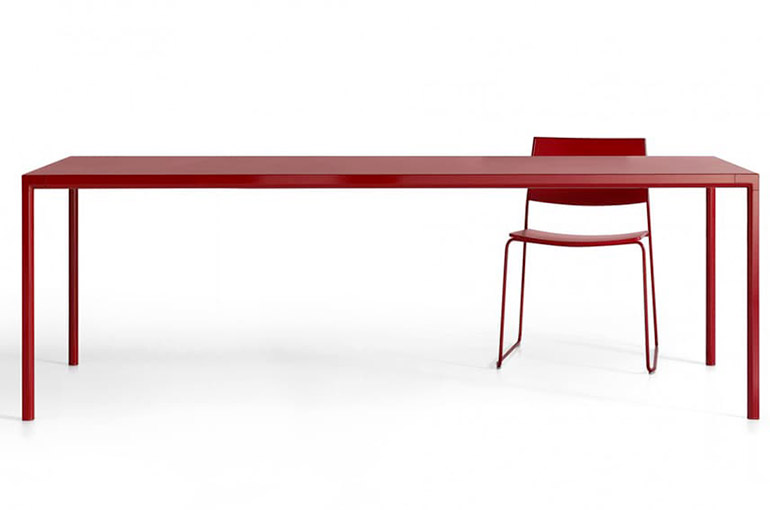 table de réunion rouge