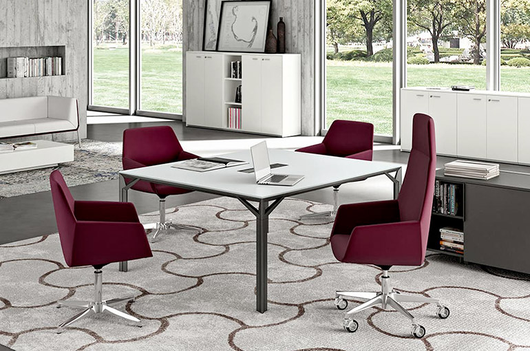 table de réunion pour espace bureau