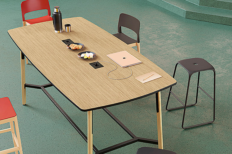 table pour espace détente