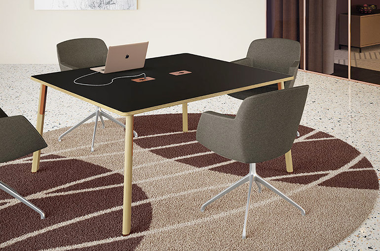 table de réunion 4 personnes