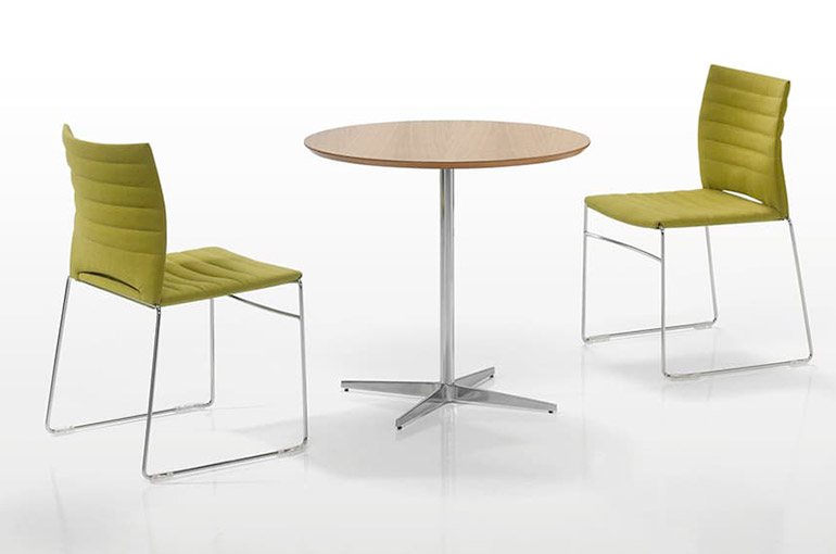chaises vert anis