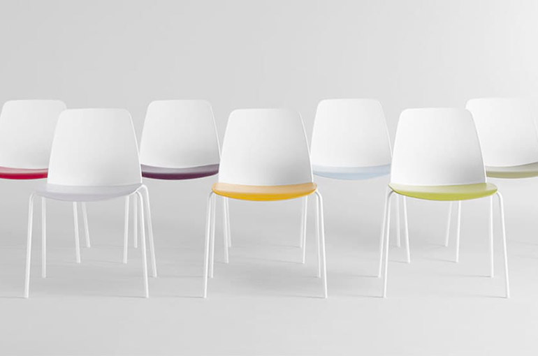 chaises modernes
