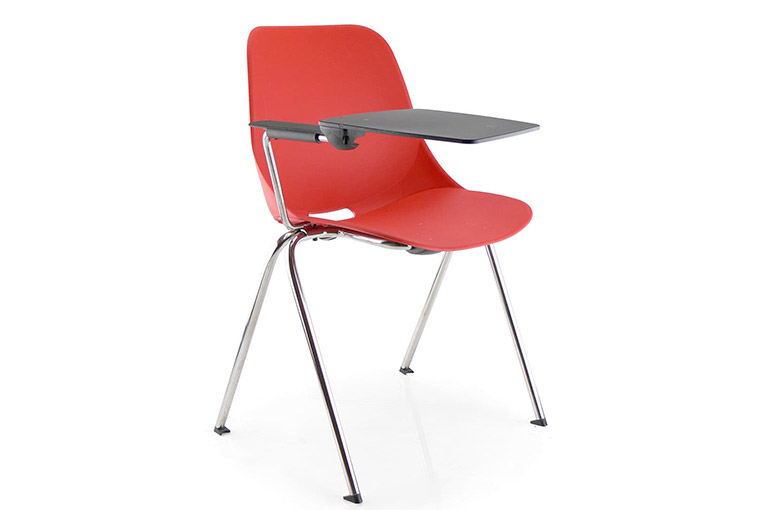 chaise avec porte tablette