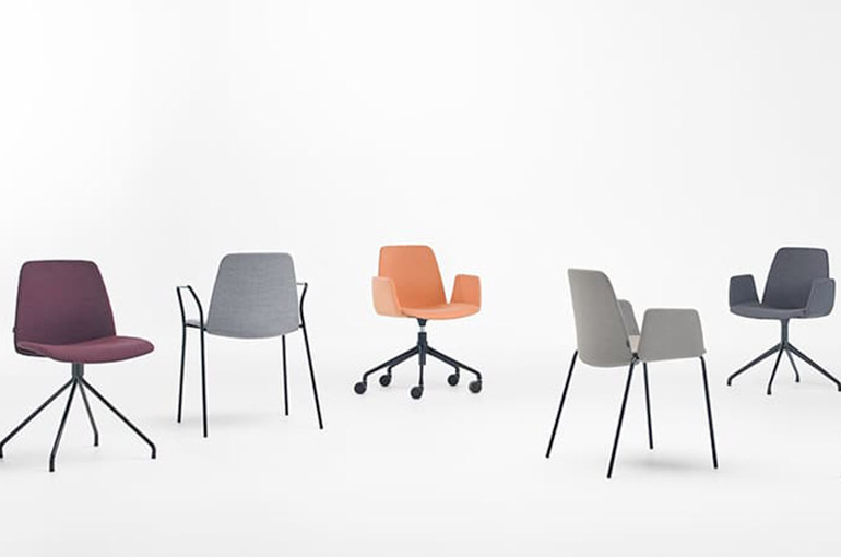 chaises de salle de réunion